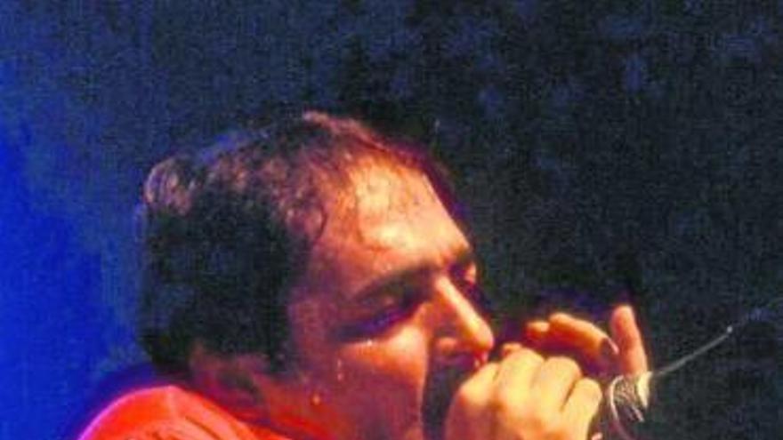 Ñaco Goñi, espectacular en directo.