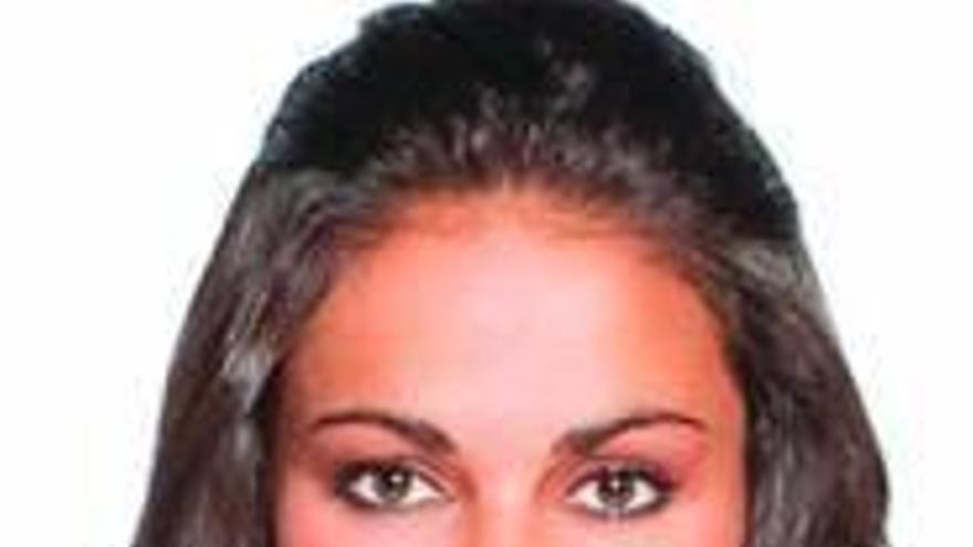Lara Álvarez.