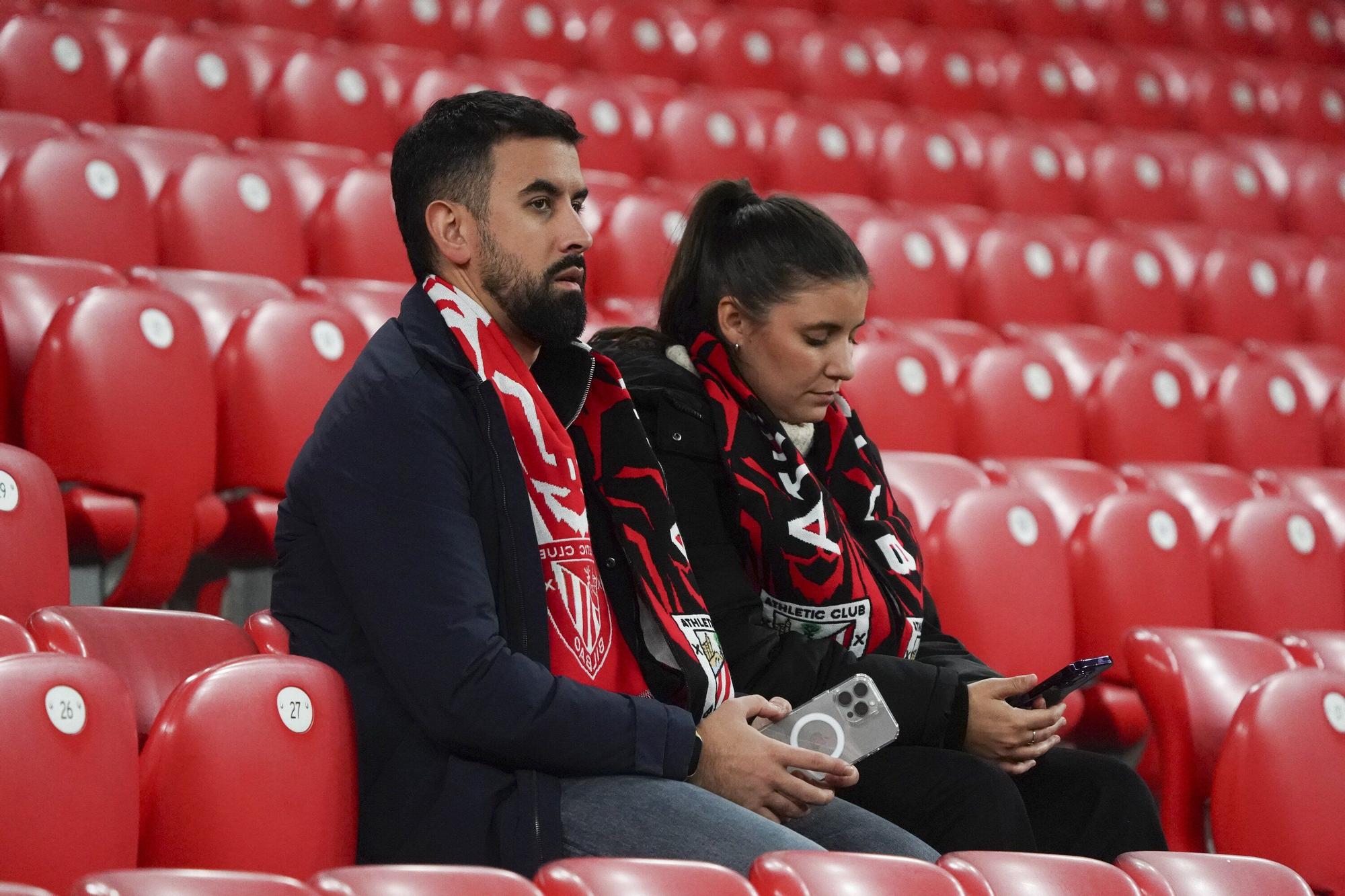 ¿Has estado en San Mamés viendo el Athletic-Atlético? Búscate en nuestra galería