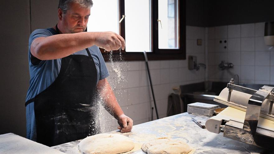 Iñaki Uranga, panadero: "Echo de menos un fin de semana libre"