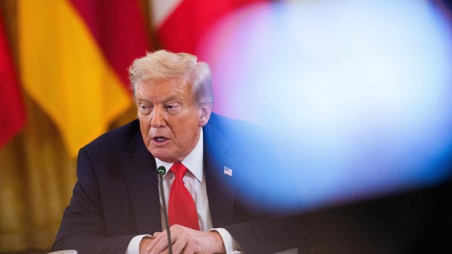 Trump quiere ver &quot;qué pasa&quot; en la reunión bilateral entre Zelenski y Putin