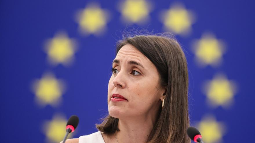 Irene Montero canta el "cumpleaños feliz" a Trump en la Eurocámara y le llama "Mister Genocide"