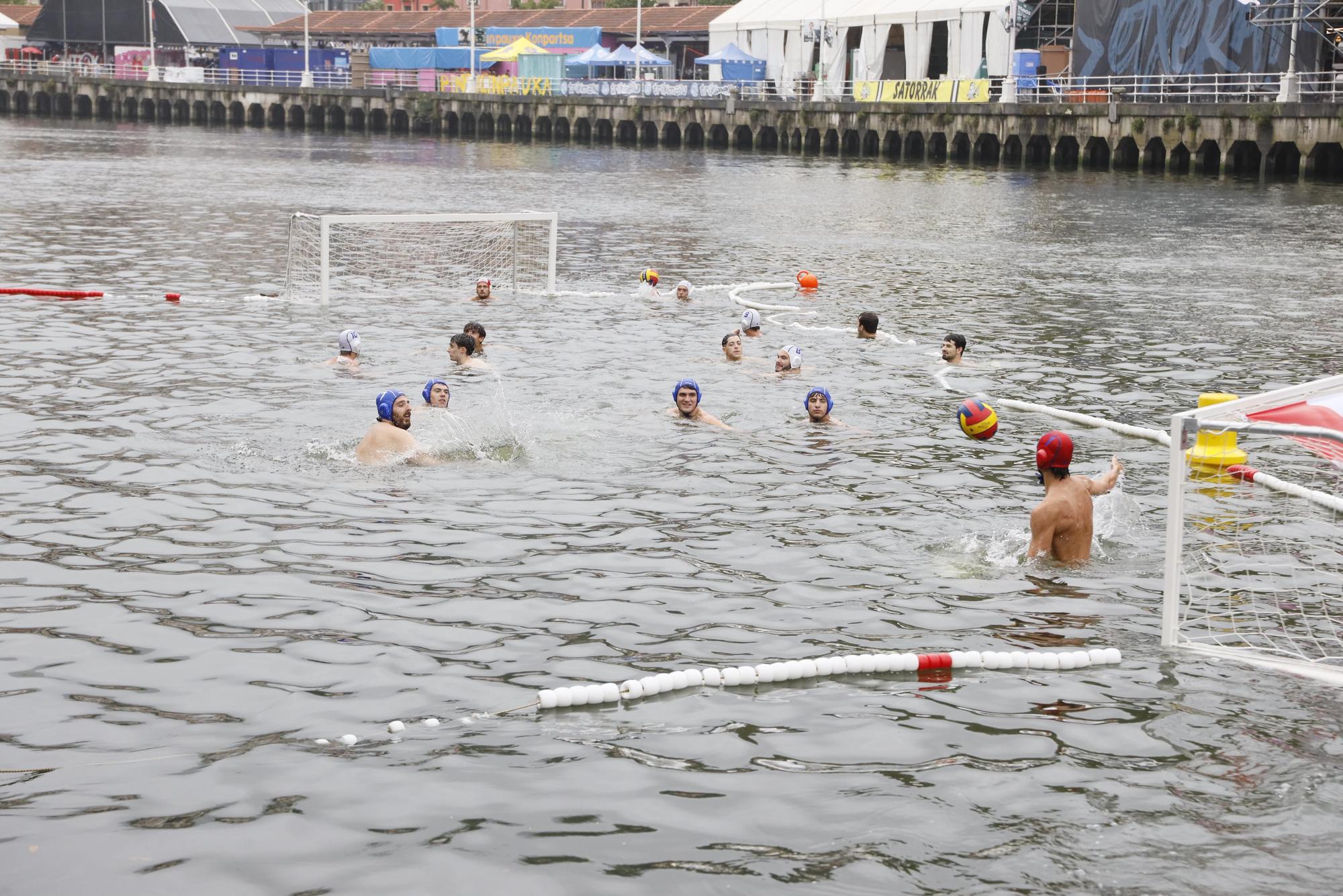 El waterpolo regresa a la Ría de Bilbao por Aste Nagusia