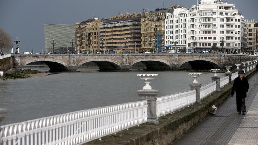 Donostia: se arroja al Urumea tras robar en una panadería