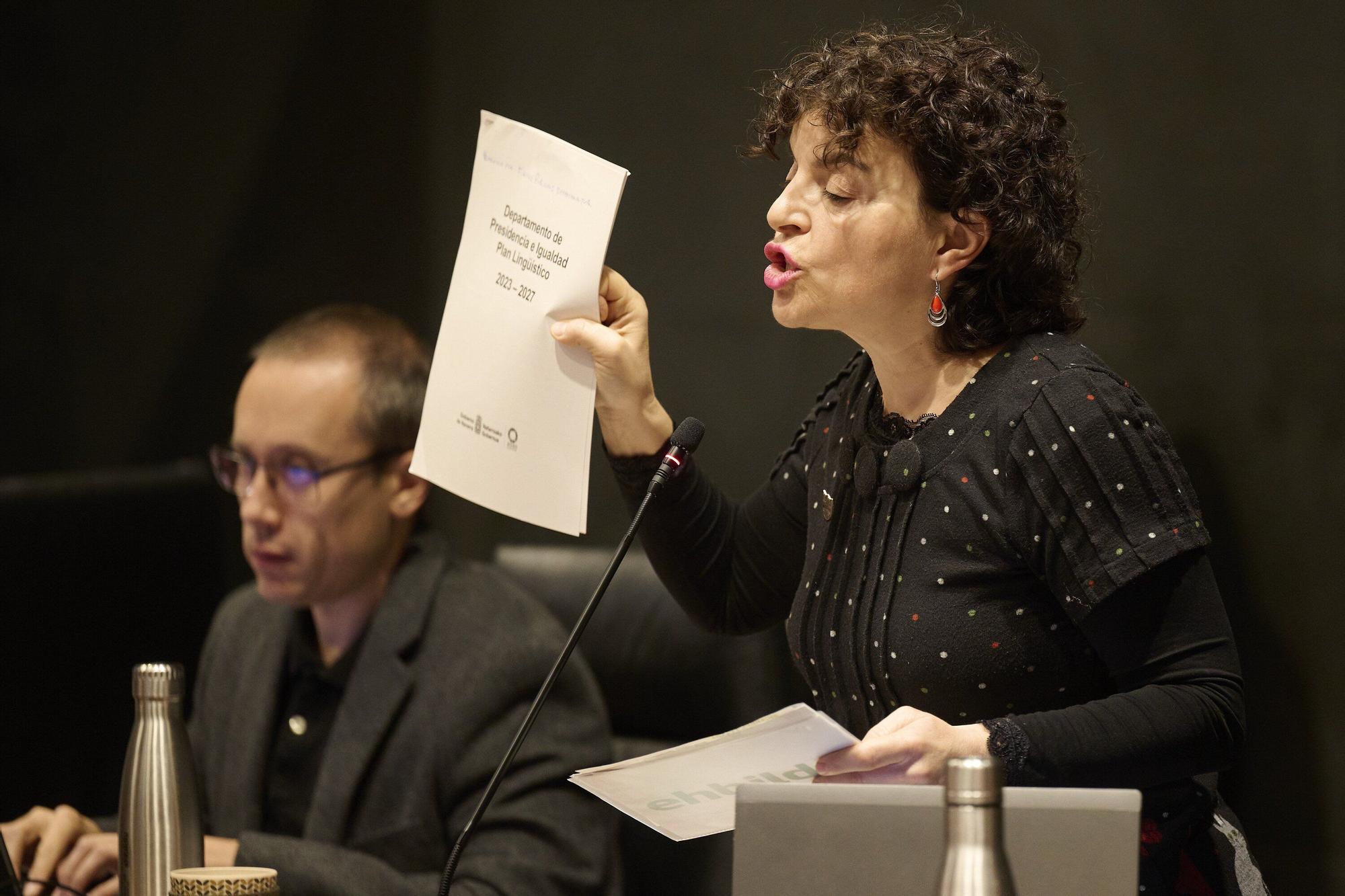Fotos del pleno del Parlamento de Navarra de este 6 de noviembre