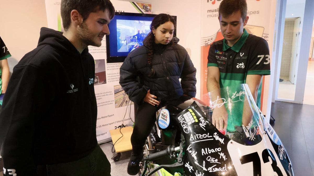 Inauguración de la XXV Zientzia Astea de la EHU