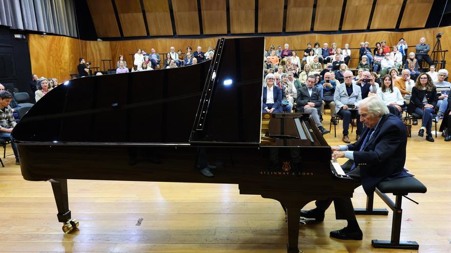 Joaquín Achúcarro: “En mi primer concierto con la BOS hace 80 años  decidí que quería ser pianista”