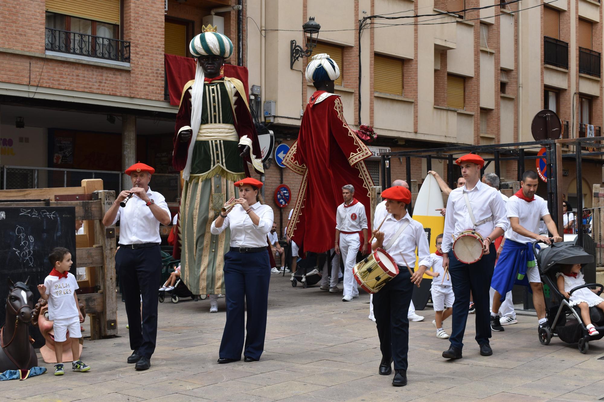 Fotos del día de los txikis en fiestas de Peralta 2025
