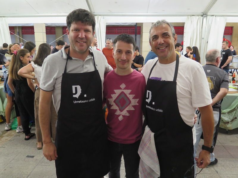 Los urretxuarras lo dan todo en las fiestas de Santa Anastasia