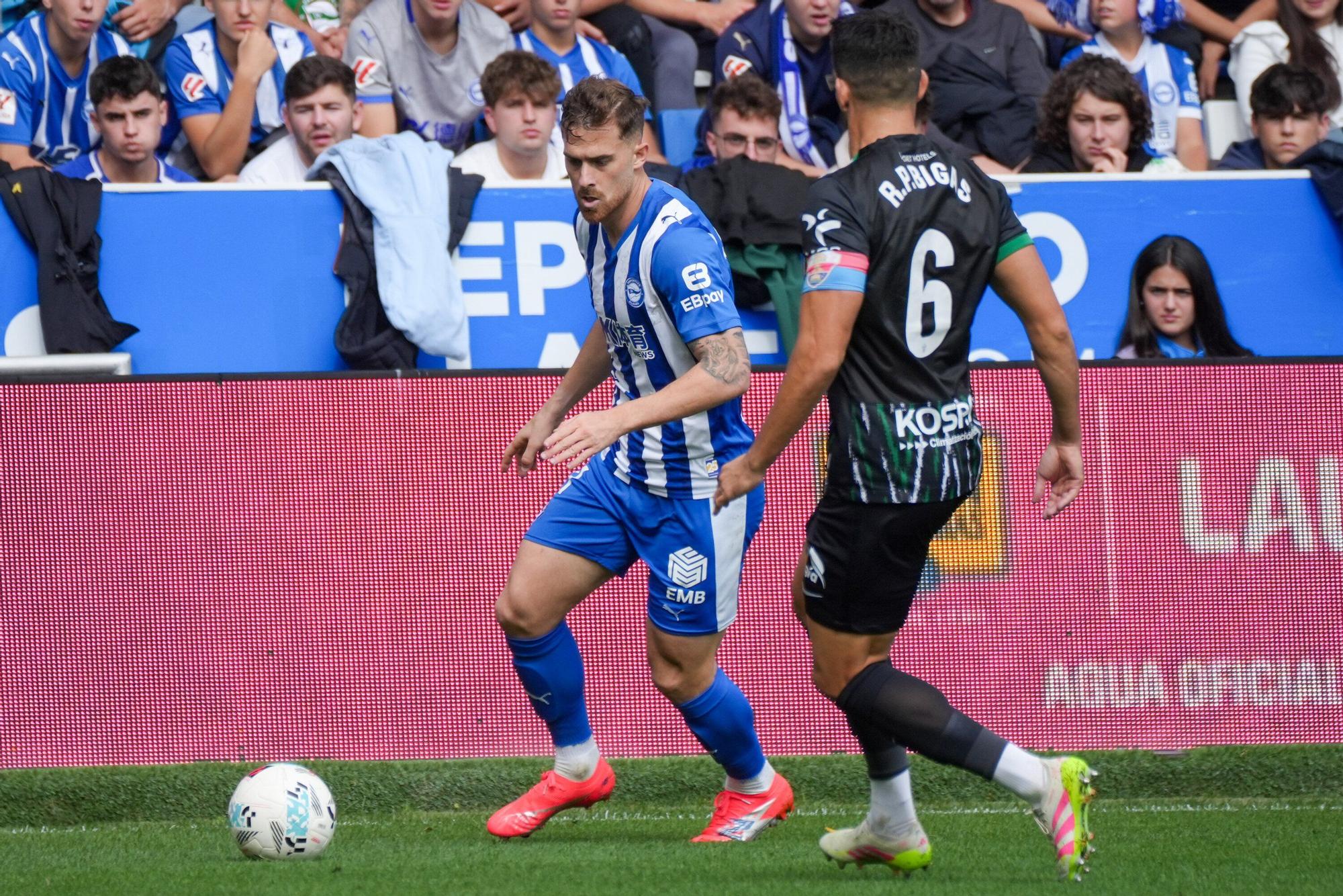 En Imágenes: El Alavés se impone al Elche