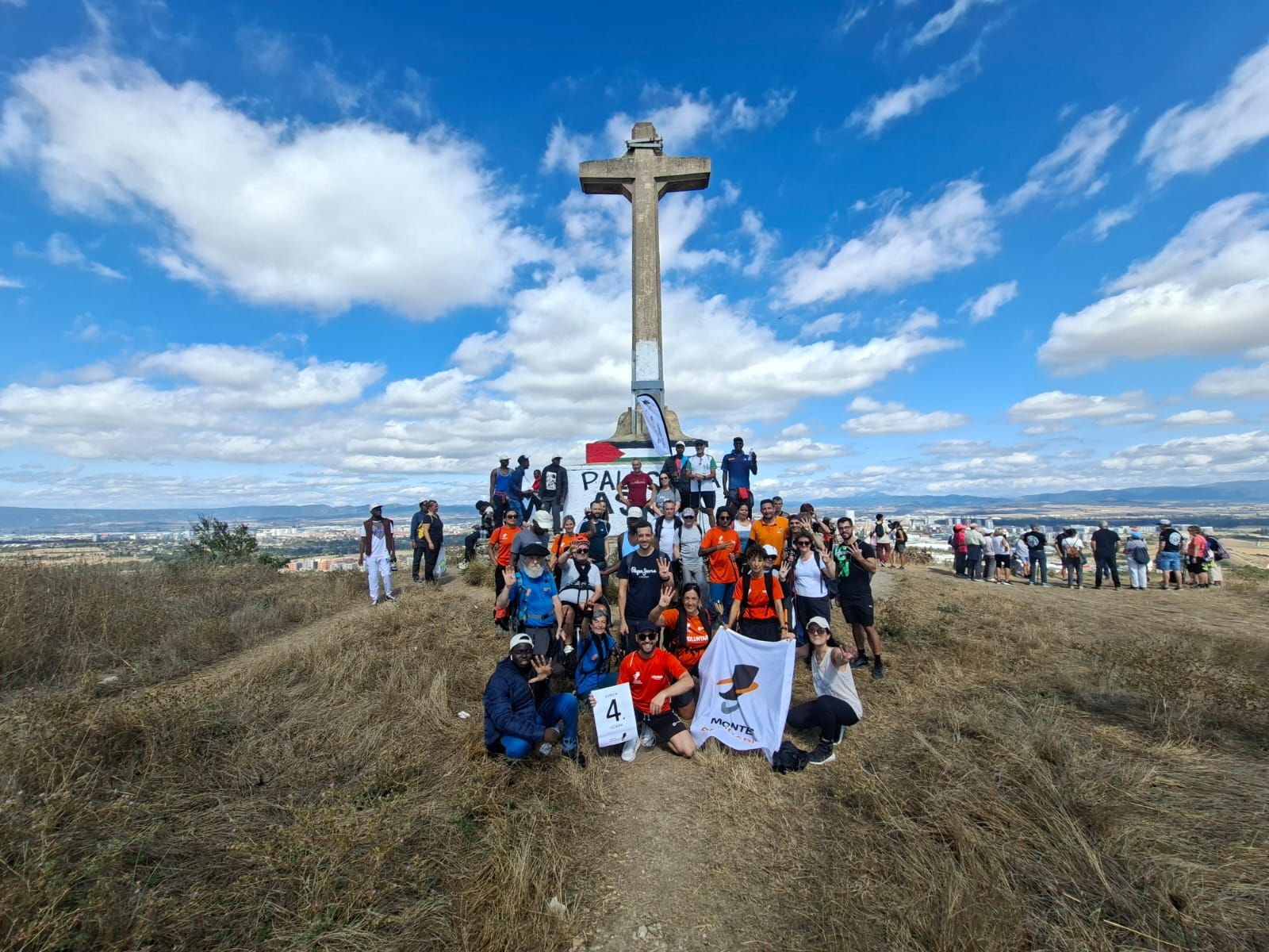 En imágenes: Reto en Olarizu con Montes Solidarios