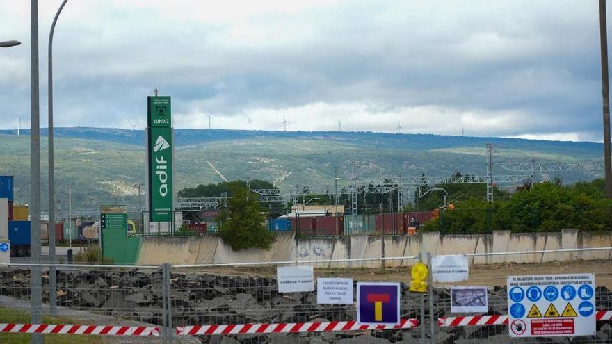 Adif adjudica la intermodal de Jundiz a la alianza de las instituciones alavesas y Medlog