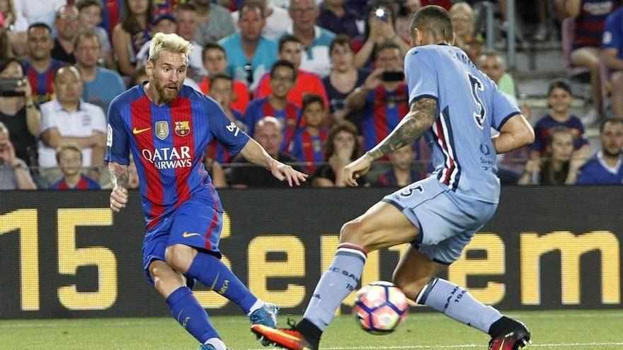 Leo Messi brilla en el Gamper y destroza a la Sampdoria (3-2)