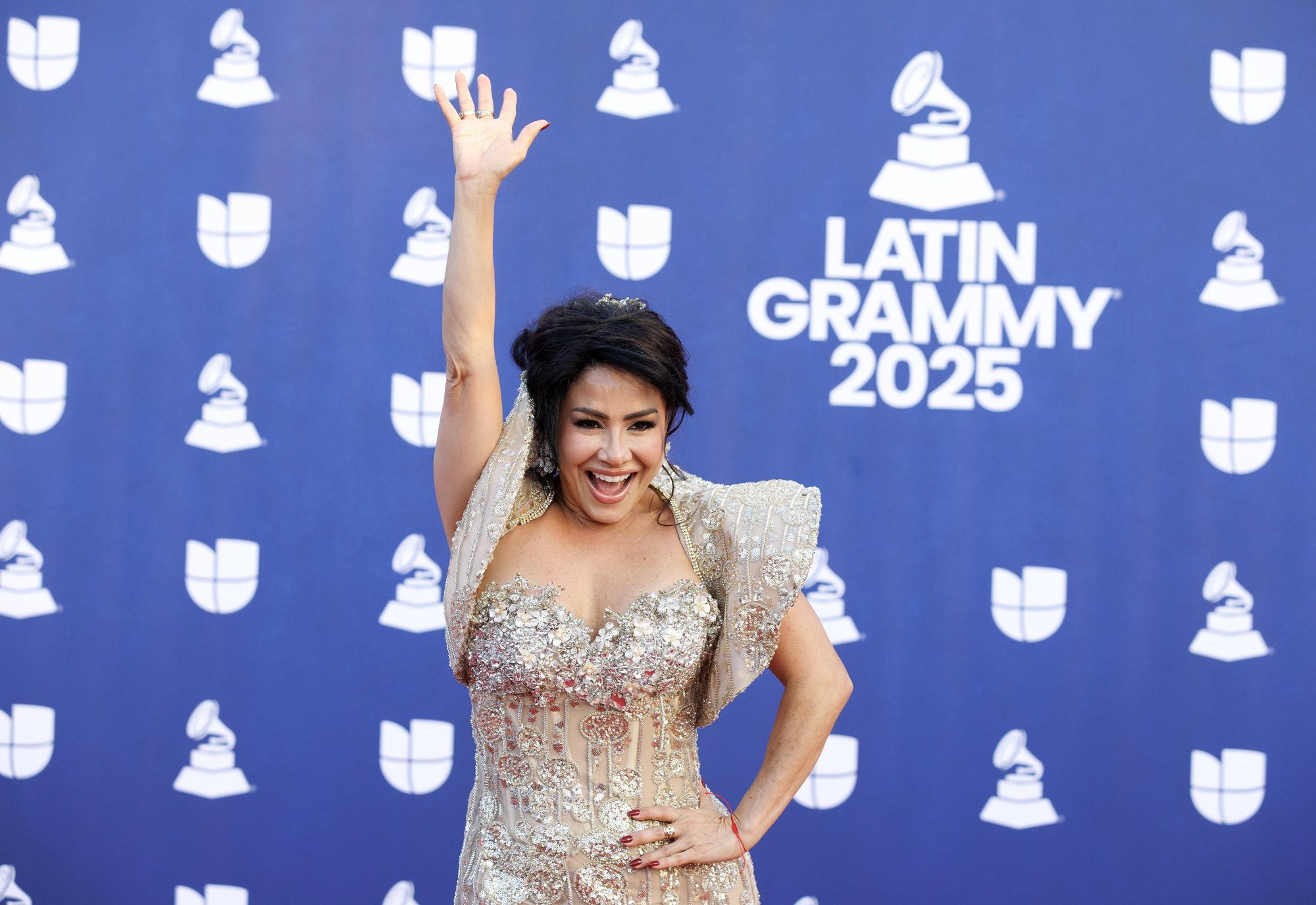 Las mejores fotos de la alfombra roja de los Latin Grammy 2025