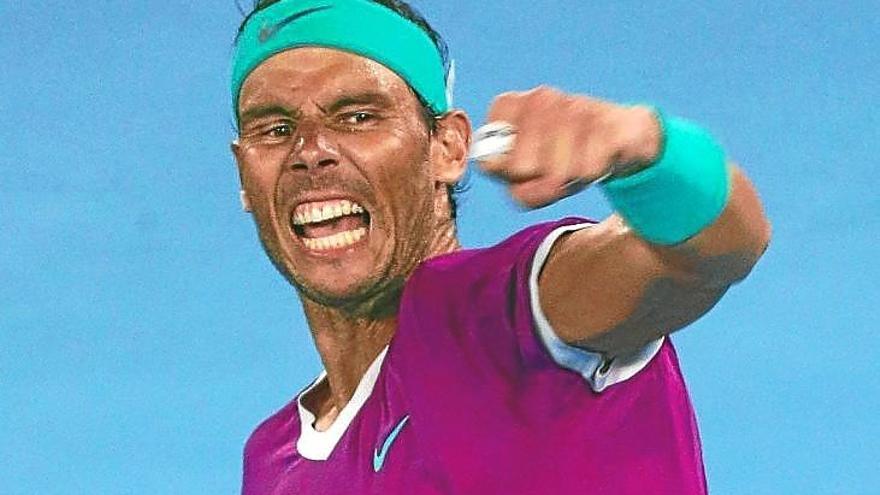 Nadal sigue sus progresos en Australia