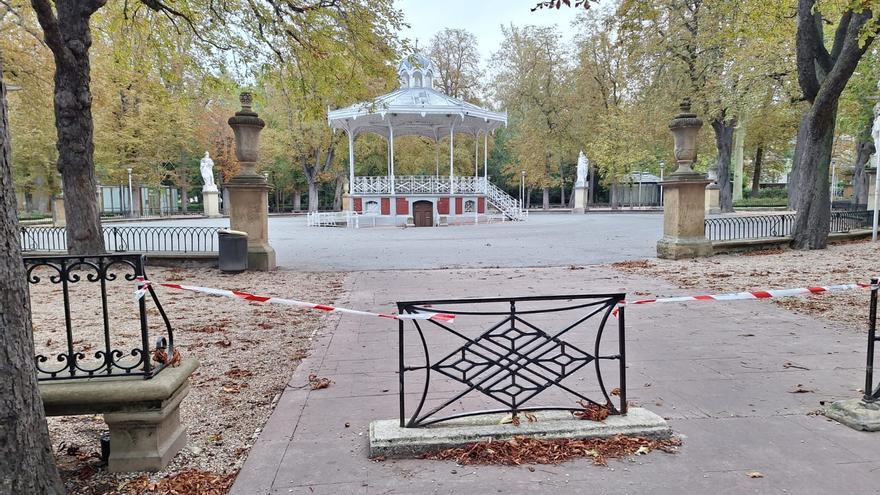 Cerrados varios parques de Vitoria por el viento