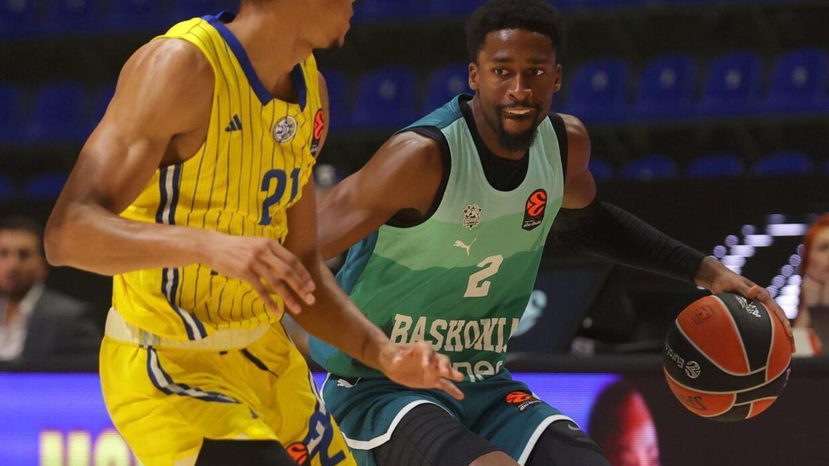 Galbiati deberá descartar a Simmons, Howard o a Nowell.