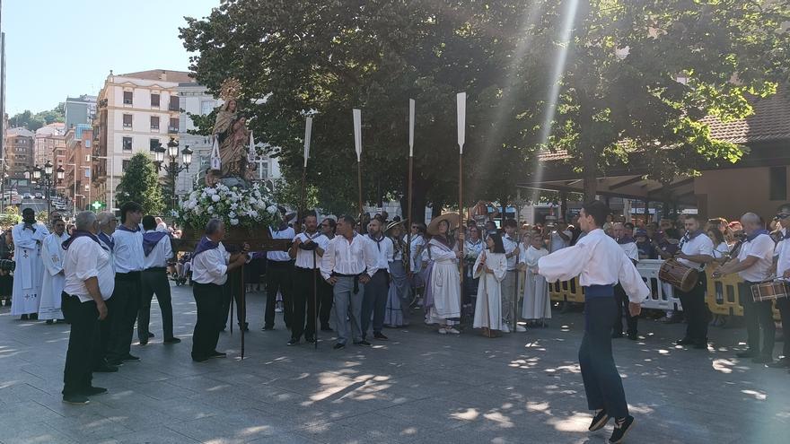 Habrá porteadoras en la procesión de la Virgen del Carmen