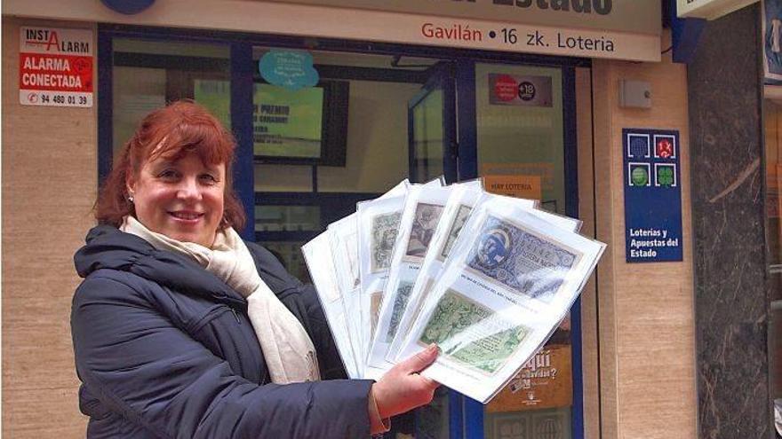 Mariasun Pérez, de Barakaldo, coleeciona décimos de lotería