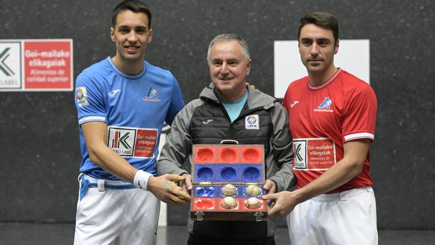 Elección de material para la final del Cuatro y Medio: &quot;Hay pelota alegre&quot;