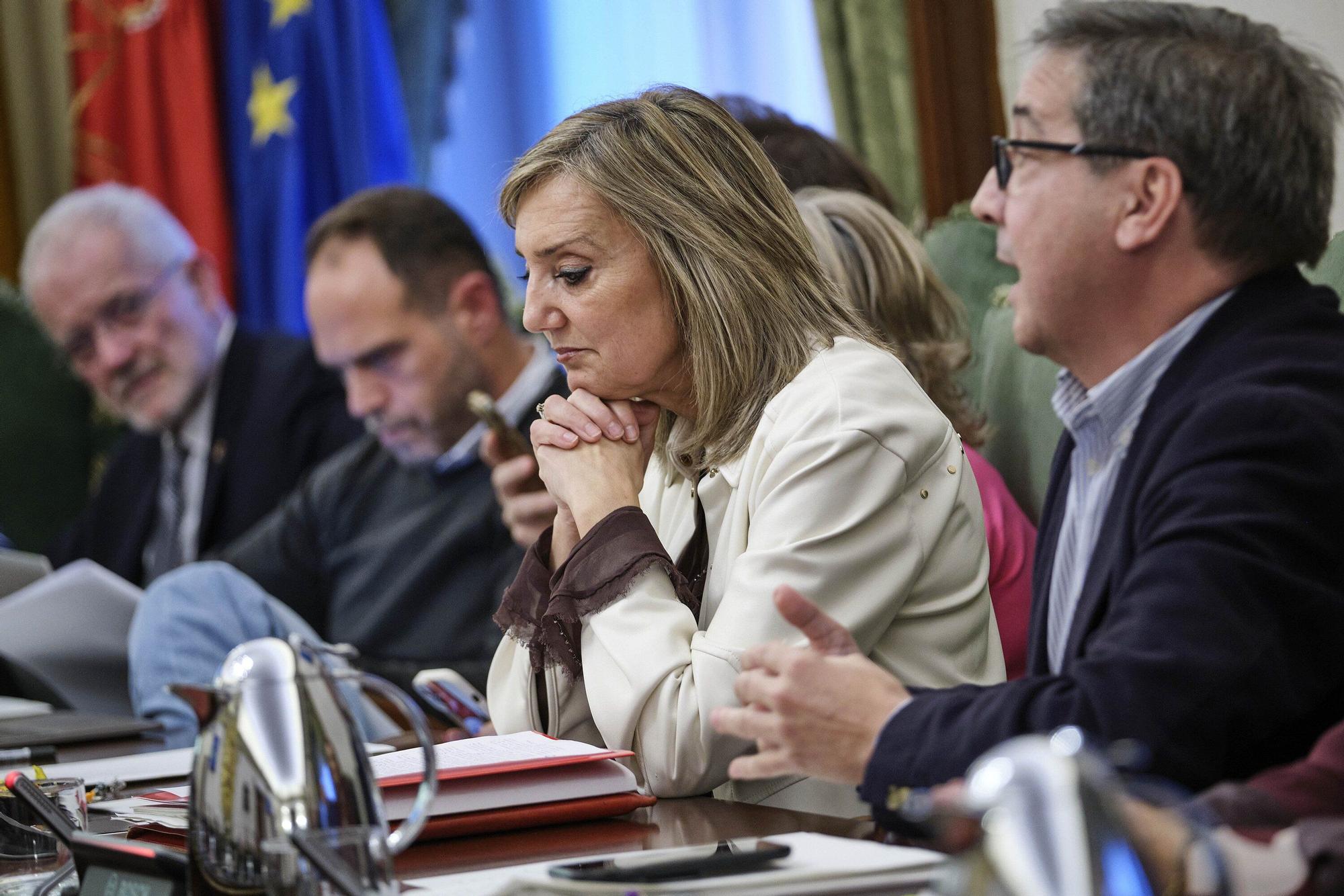 Fotos del pleno del Ayuntamiento de Pamplona (jueves 11 de diciembre de 2025)