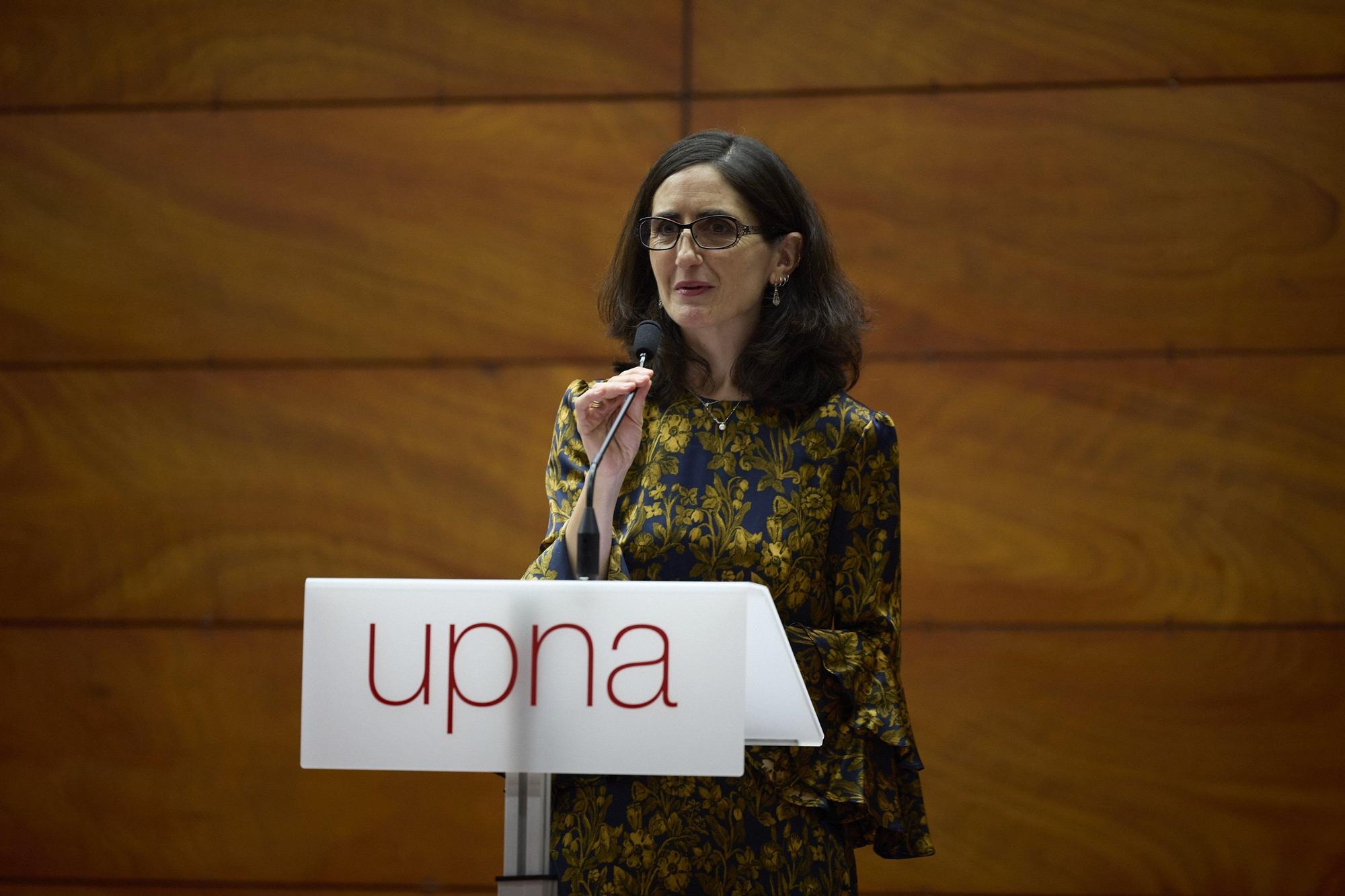 Fotos del homenaje de la UPNA a las personas que llevan 25 años trabajando en la Universidad