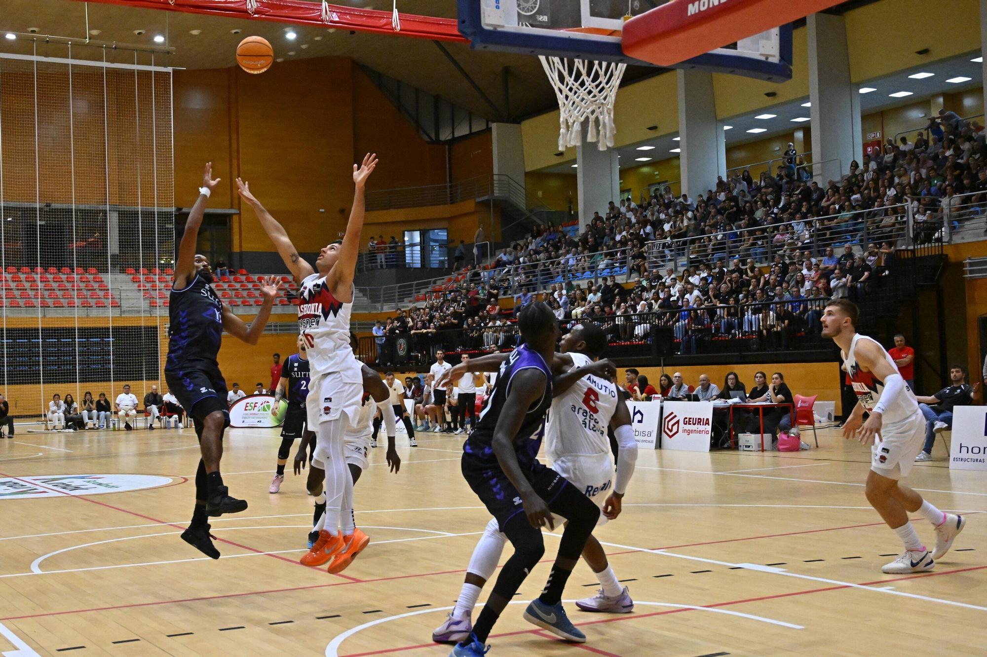 El Bilbao Basket-Baskonia, en imágenes