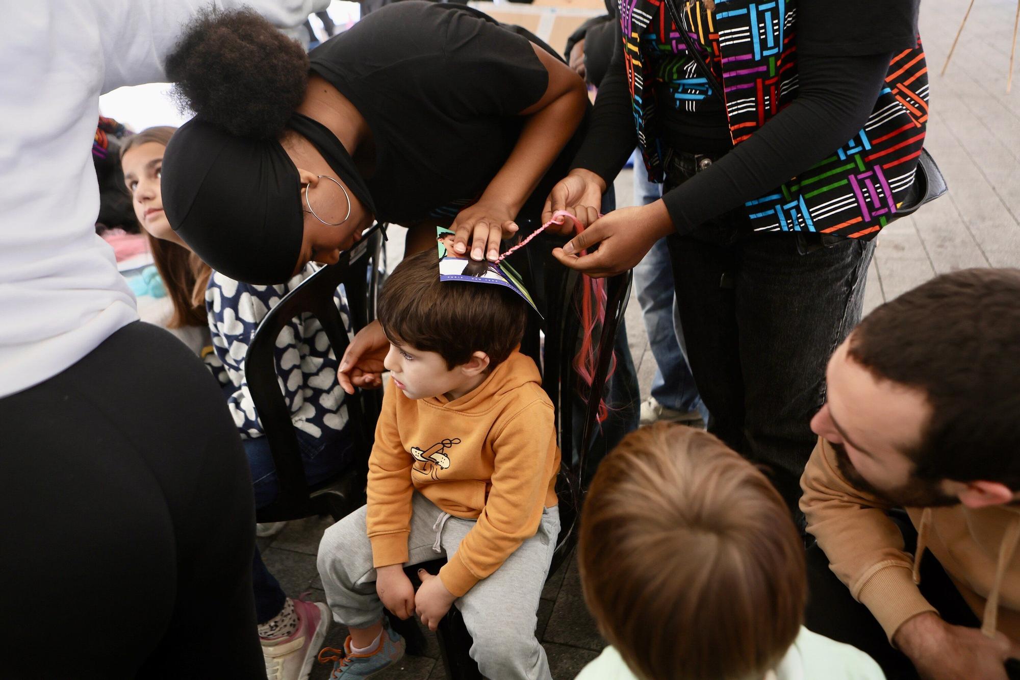 En imágenes: Encuentro intercultural en la plaza Santa Bárbara