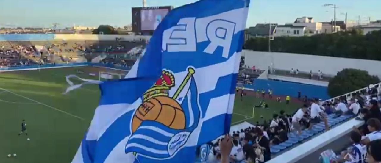 Gran ambiente en el amistoso de la Real Sociedad en Yokohama