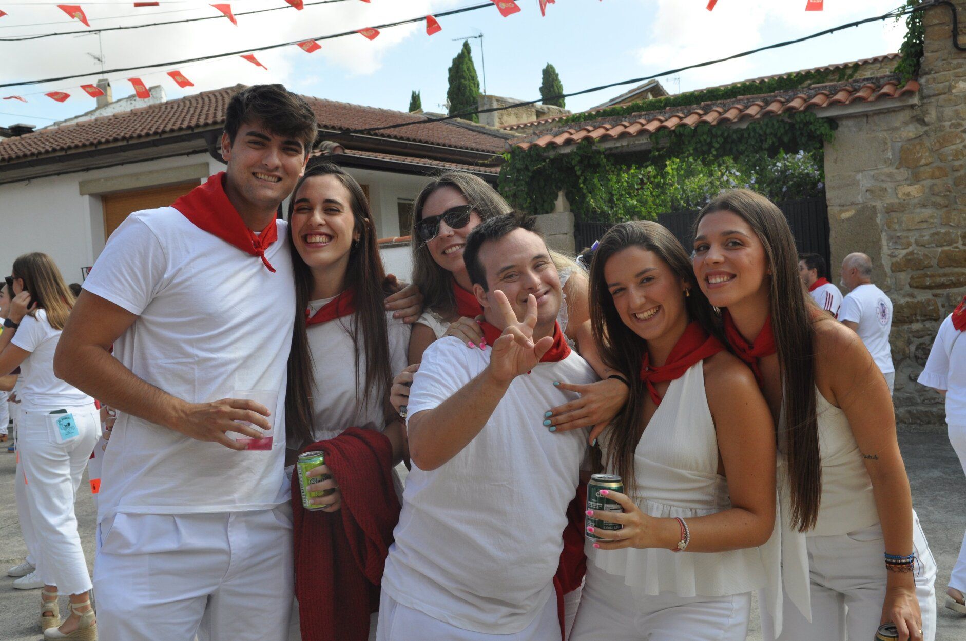 Fotos del chupinazo de fiestas de Beire