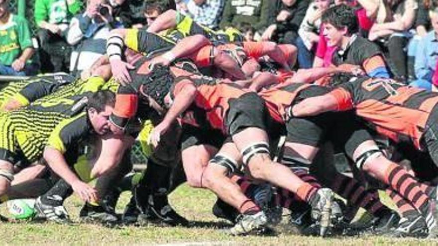 Getxo Artea y Les Abelles protagonizaron un duelo igualado en la ida.