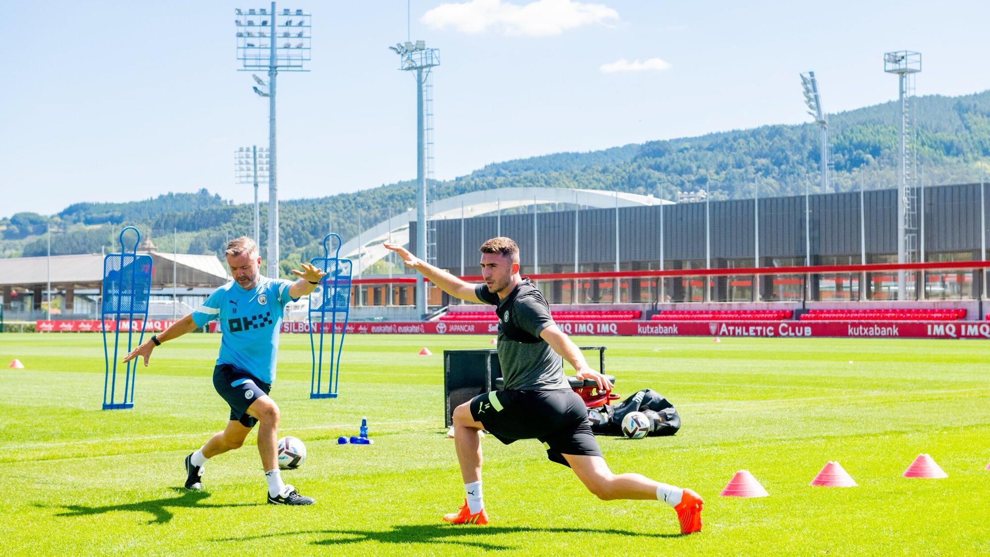 Aymeric Laporte entrenando en Lezama