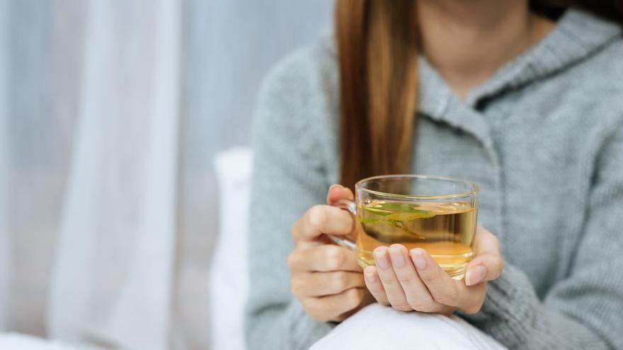 Ni melatonina ni infusiones: el truco definitivo para dormir mejor, según los expertos