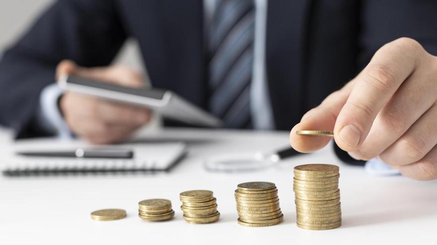 La “trampa” en la subida de sueldo que puede congelar tu salario, según un experto laboralista