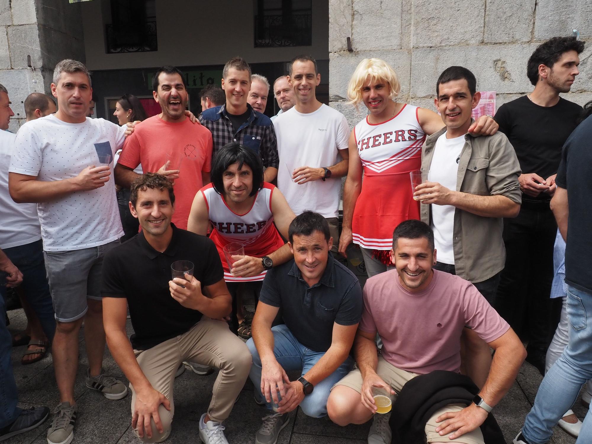 Fiesta total en Azpeitia en el Baserritarren Eguna