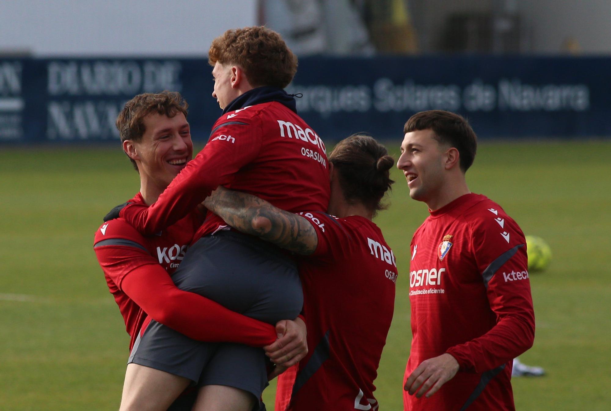 Fotos del entrenamiento en Tajonar en la víspera del Osasuna - Levante