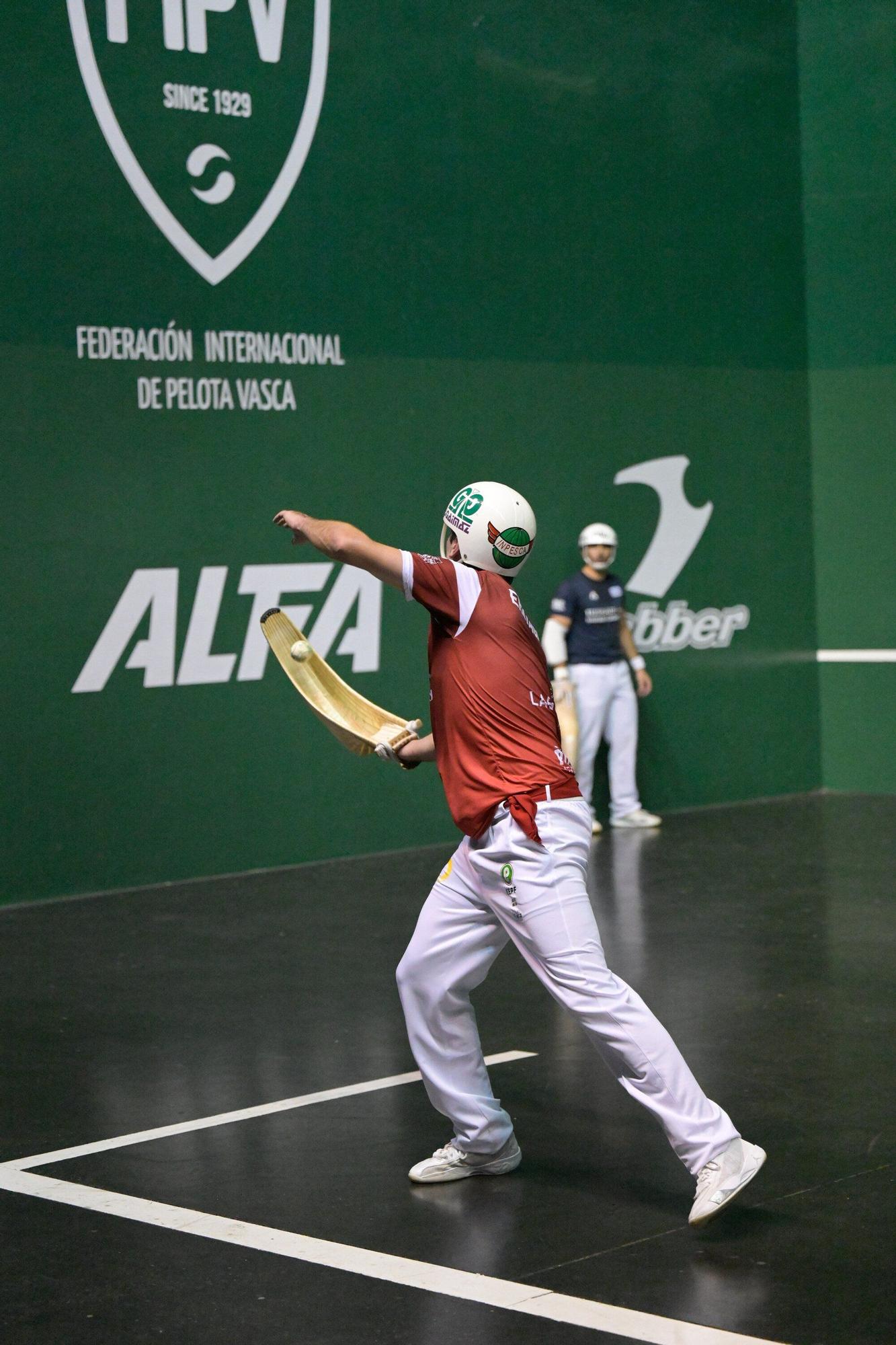 Aritz Erkiaga vence a Olharan en la Liga de Naciones de 36 metros.