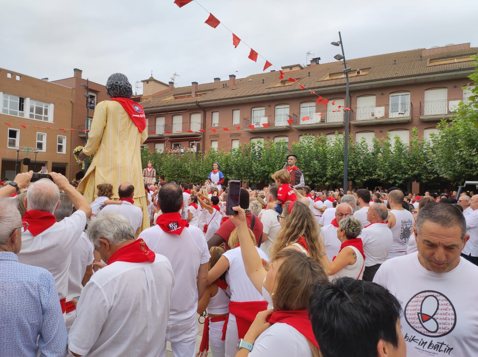 Fotos del cohete de fiestas de Andosilla
