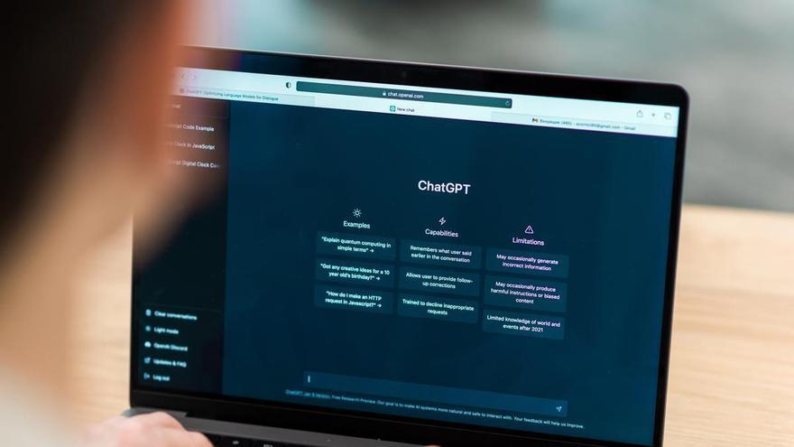 La Autoridad Vasca de Protección de Datos advierte sobre el uso erótico de ChatGPT