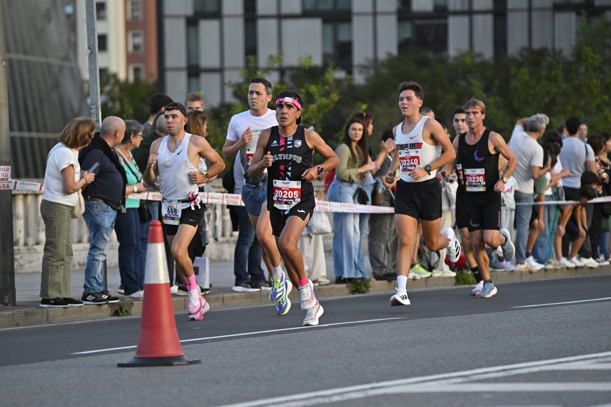 El Bilbao Night Marathon, en imágenes