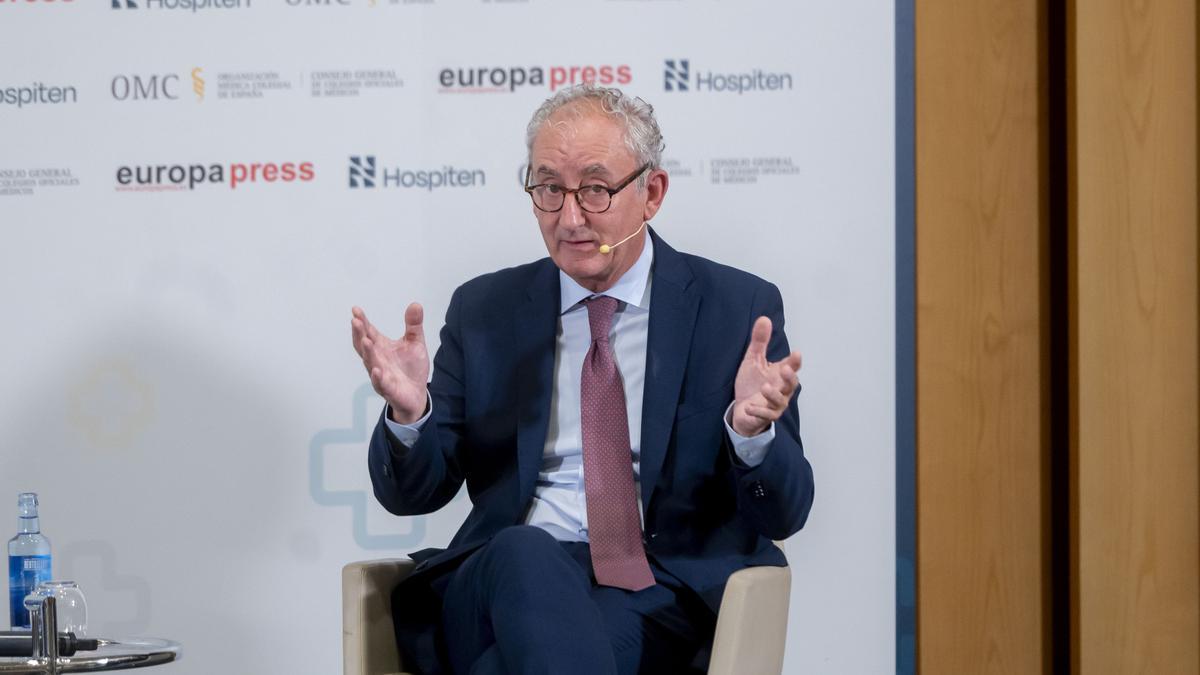 El presidente de OMC, Tomás Cobo, durante el Foro Profesiones Sanitarias: La profesión médica en España