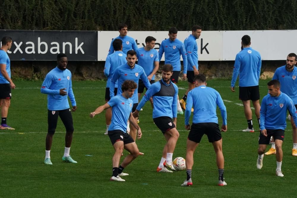 Entrenamiento del Athletic en Lezama.