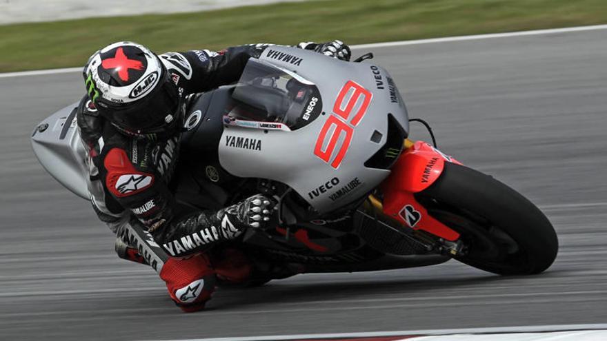 El piloto español Jorge Lorenzo durante la sesión de entrenamientos de ayer.