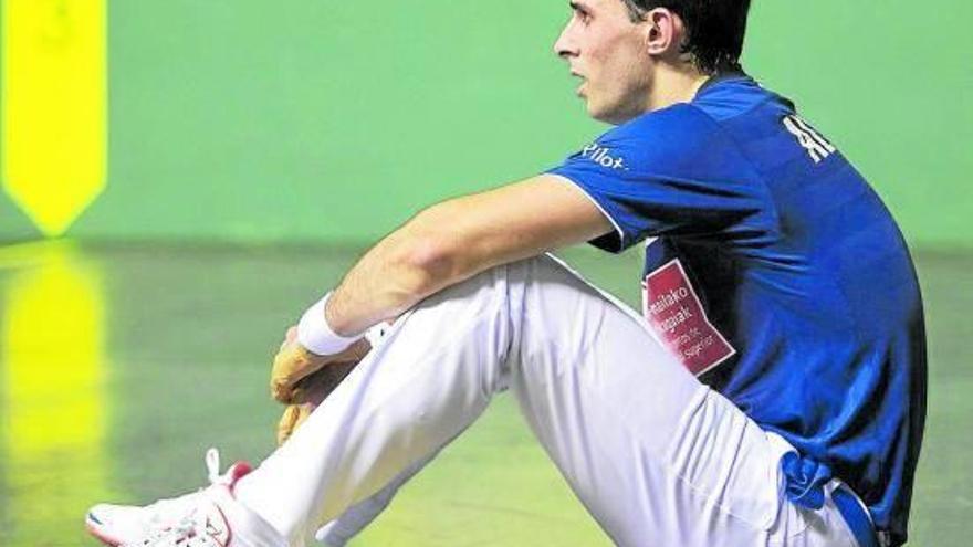 “Es un palo, pero debo levantarme”