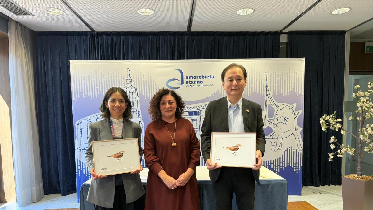 Amorebieta-Etxano recibe al embajador de Japón en el 20º aniversario de ...