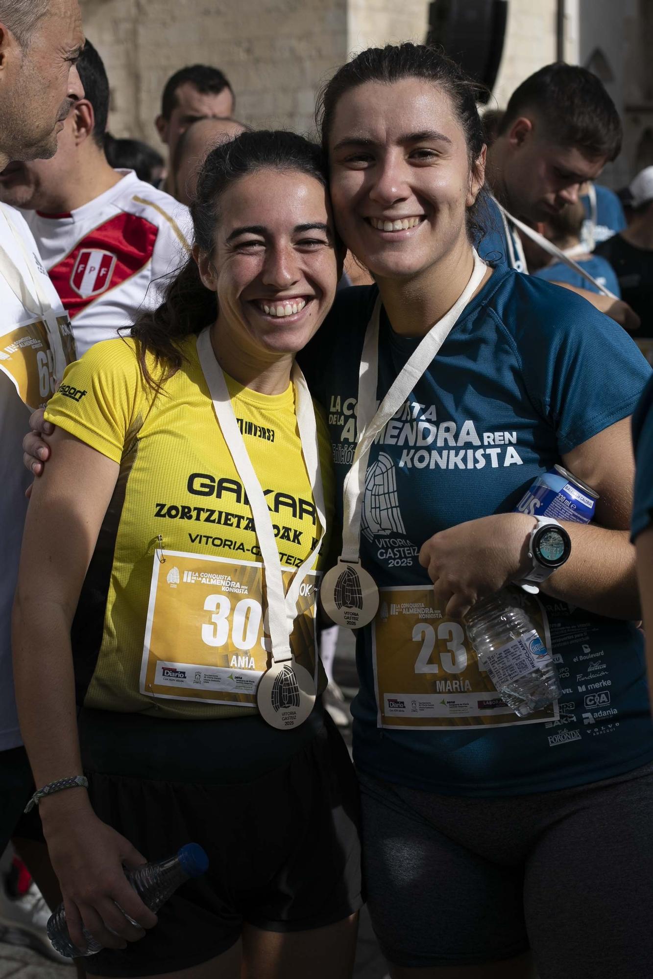 En imágenes: Buen tiempo y buen ambiente en la Conquista de la Almendra (¡Búscate en las fotos!)