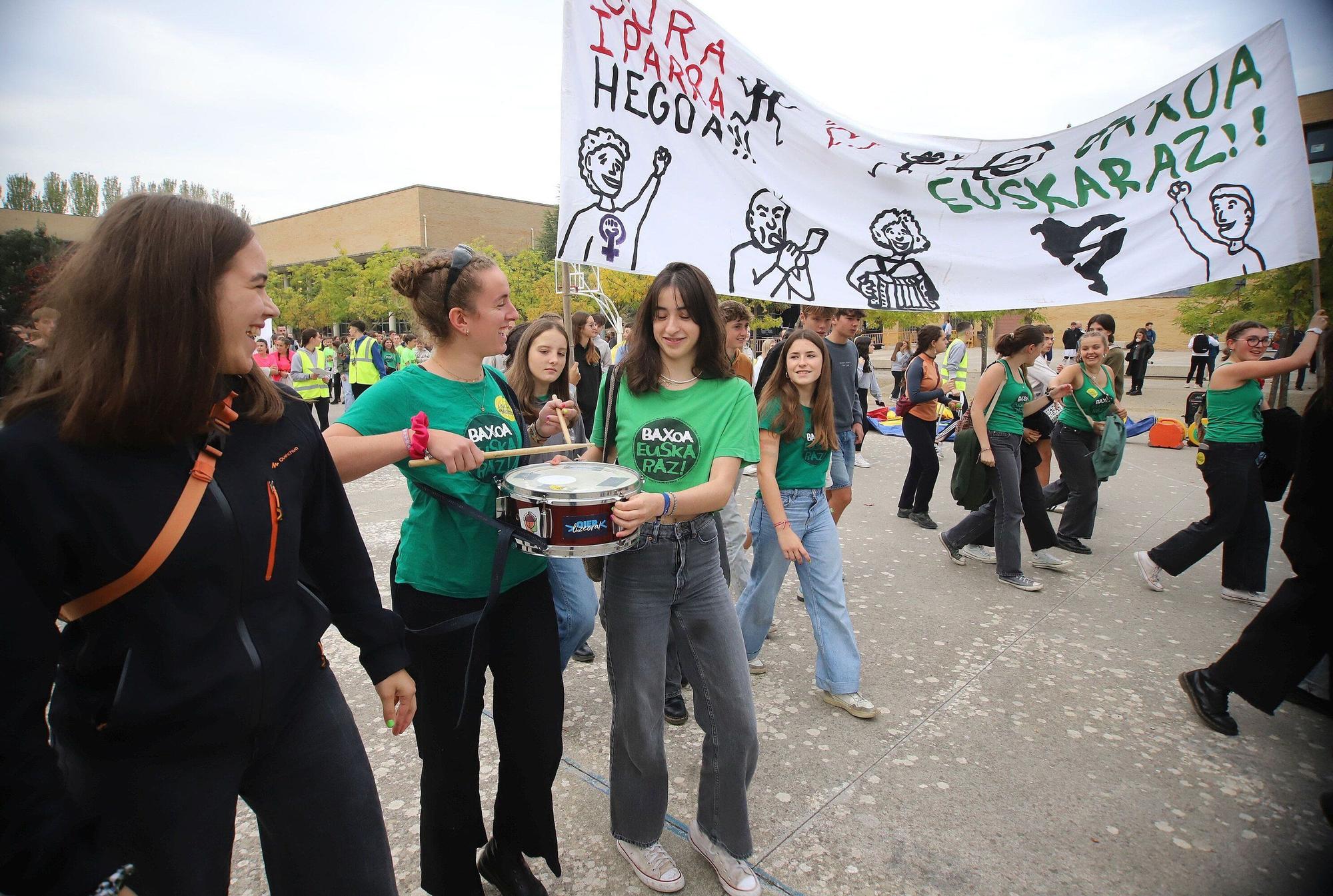Fotos: Nafarroa Oinez 2025 en la ikastola Paz de Ziganda de Villava - Atarrabia