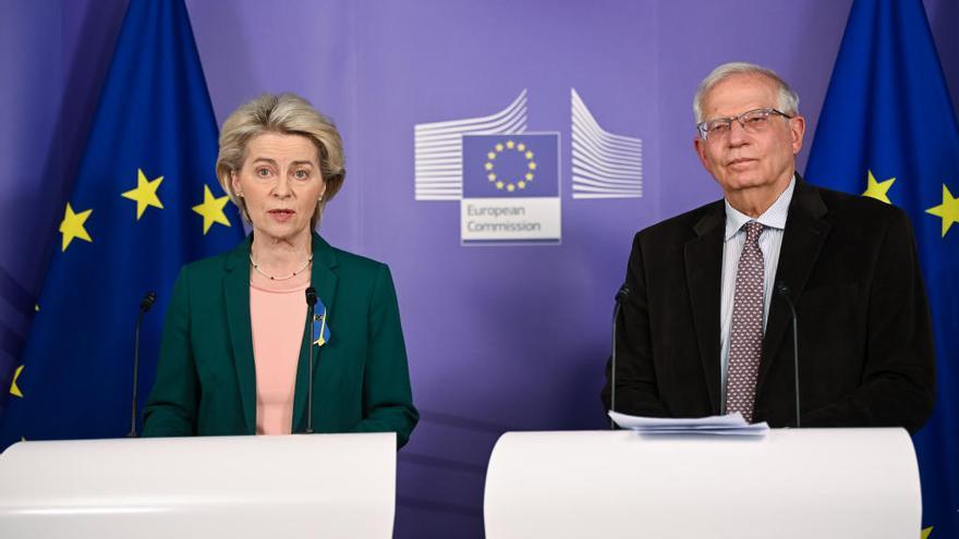 Von der Leyen y Borrell viajarán a Ucrania para reunirse con Zelenski