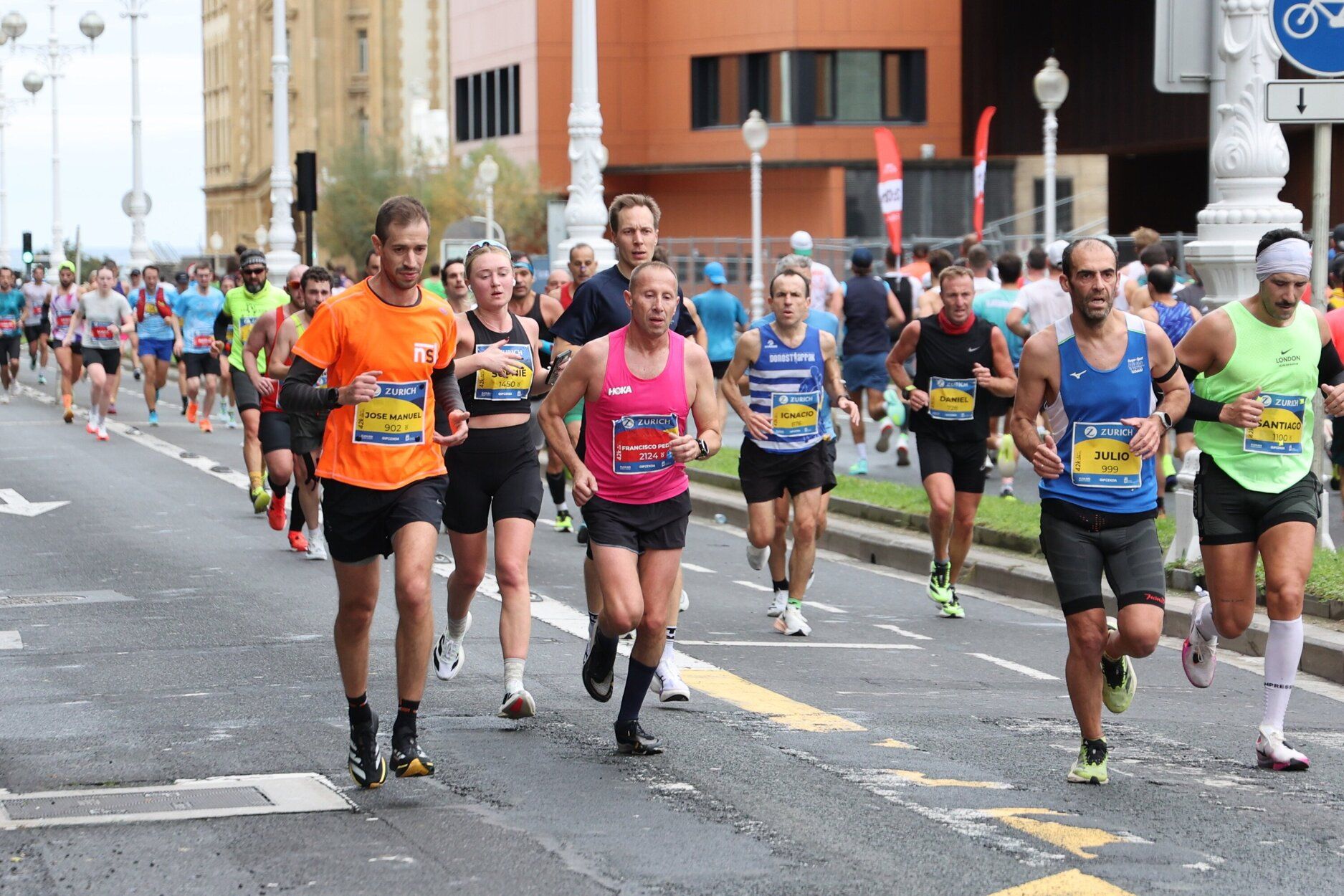 La 46 edición de la Maratón de San Sebastián, en imágenes