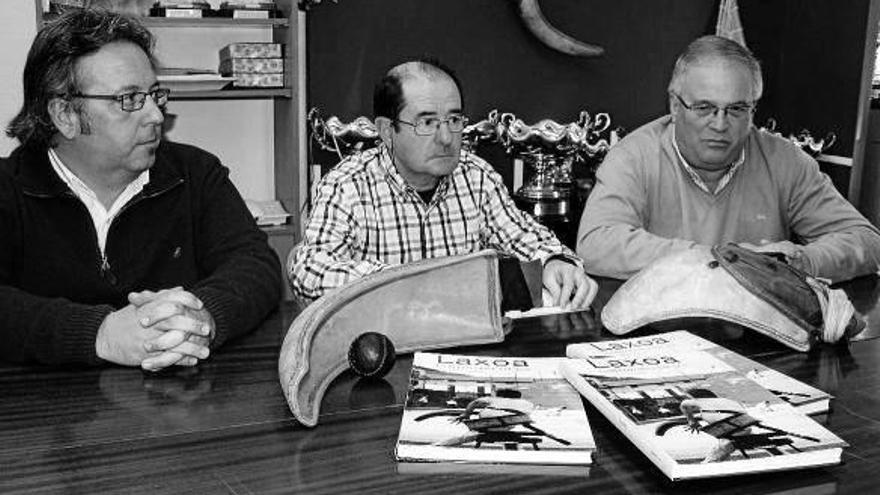 De izquierda a derecha, Nacho Arbeloa, Tiburcio Arraztoa y Miguel Ángel Pozueta.